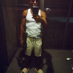 Meet your Posher, Sam